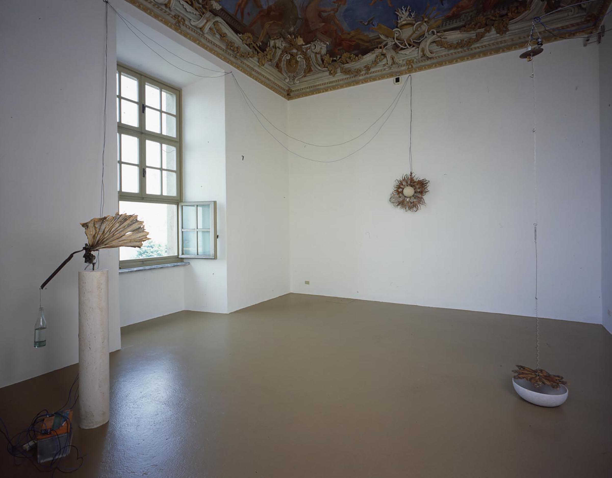Bruna Esposito, Aureole, 1999 (detail)